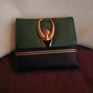 Loungefly Green and Black Card Holder with Gold Detail